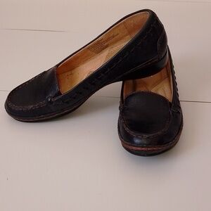 Naturalizer N5 comfort leather loafers  size 5M